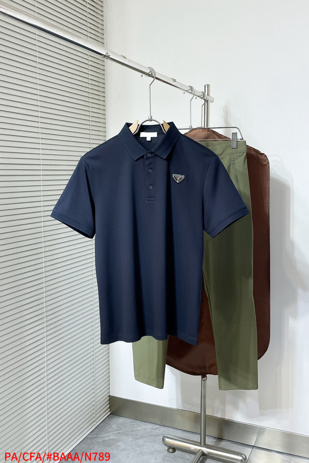 プラダ服 PRADA 2025x新作 Tシャツ