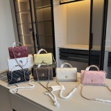 シャネルバッグ CHANEL 2025新作 チェーンバッグ