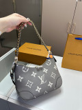 ルイヴィトンバッグ LOUIS VUITTON 2025新作 ショルダーバッグ