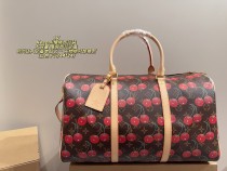 ルイヴィトンバッグ LOUIS VUITTON 2025新作 トラベルバッグ ルイヴィトンバッグ LOUIS VUITTON 2025新作 トラベルバッグ
