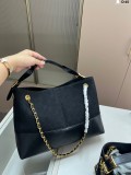 シャネルバッグ CHANEL 2025新作 トートバッグ