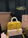 ミュウミュウバッグ Miu Miu 2025新作 ショルダーバッグ