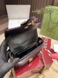 グッチバッグ GUCCI 2025新作 チェーンバッグ