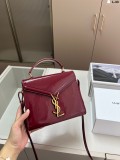 サンローランバッグ Yves Saint Laurent 2025新作 メッセンジャーバッグ