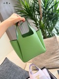 プラダバッグ PRADA 2025新作 ハンドバッグ