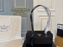 プラダバッグ PRADA 2025新作 ショルダーバッグ