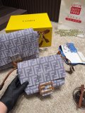 フェンディバッグ FENDI 2025新作 ハンドバッグ