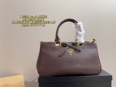 プラダバッグ PRADA 2025新作 ハンドバッグ
