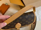ルイヴィトンバッグ LOUIS VUITTON 2025新作 スリングバッグ