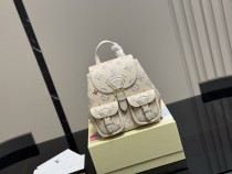 ルイヴィトンバッグ LOUIS VUITTON 2025新作 バックパック