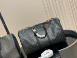ルイヴィトンバッグ LOUIS VUITTON 2025新作 トラベルバッグ