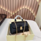 ルイヴィトンバッグ LOUIS VUITTON 2025新作 メッセンジャーバッグ