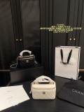 シャネルバッグ CHANEL 2025新作 ハンドバッグ