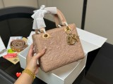 ディオールバッグ DIOR 2025新作 ハンドバッグ