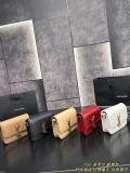 サンローランバッグ Yves Saint Laurent 2025新作 メッセンジャーバッグ