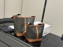セリーヌバッグ CELINE 2025新作 バケットバッグ