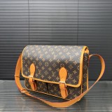 ルイヴィトンバッグ LOUIS VUITTON 2025新作 メッセンジャーバッグ