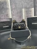 シャネルバッグ CHANEL 2025新作 スリングバッグ