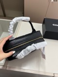 シャネルバッグ CHANEL 2025新作 ハンドバッグ