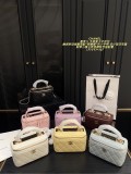 シャネルバッグ CHANEL 2025新作 ハンドバッグ