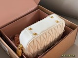 ミュウミュウバッグ Miu Miu 2025新作 スリングバッグ