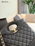 シャネルバッグ CHANEL 2025新作 チェーンバッグ