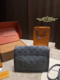 ルイヴィトンバッグ LOUIS VUITTON 2025新作 スリングバッグ