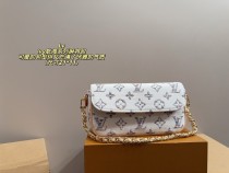 ルイヴィトンバッグ LOUIS VUITTON 2025新作 チェーンバッグ