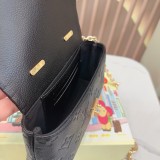 ルイヴィトンバッグ LOUIS VUITTON 2025新作 メッセンジャーバッグ