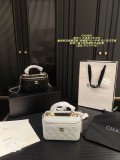 シャネルバッグ CHANEL 2025新作 ハンドバッグ
