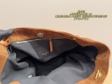サンローランバッグ Yves Saint Laurent 2025新作 バケットバッグ