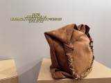 サンローランバッグ Yves Saint Laurent 2025新作 バケットバッグ