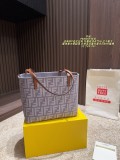 フェンディバッグ FENDI 2025新作 トートバッグ