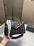 サンローランバッグ Yves Saint Laurent 2025新作 メッセンジャーバッグ