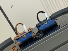 プラダバッグ PRADA 2025新作 ショルダーバッグ