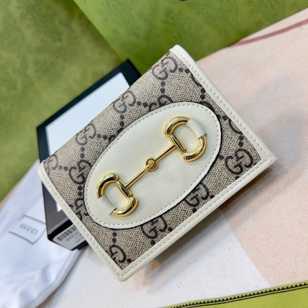 グッチ財布 GUCCI 2025新作 パスケース