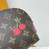 ルイヴィトン財布 LOUIS VUITTON 2025新作 ポーチ