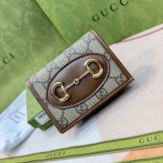 グッチ財布 GUCCI 2025新作 パスケース