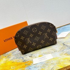ルイヴィトン財布 LOUIS VUITTON 2025新作 ポーチ