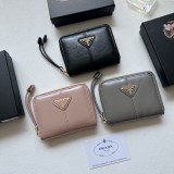プラダ財布 PRADA 2025新作 パスケース