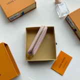 ルイヴィトン財布 LOUIS VUITTON 2025新作 小銭入れ
