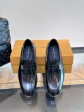 ルイヴィトン靴 LOUIS VUITTON 2025新作 モカシン
