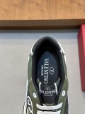 ヴァレンティノ靴 VALENTINO 2025新作 スニーカー