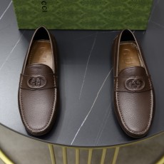 グッチ靴 GUCCI 2025新作 デッキシューズ