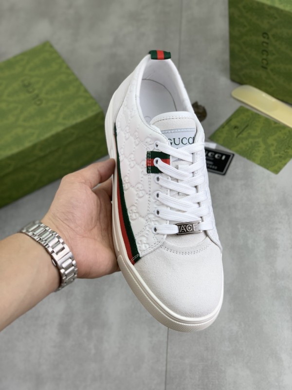 グッチ靴 GUCCI 2025新作 カジュアルシューズ
