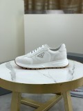 プラダ靴 PRADA 2025新作 カジュアルシューズ