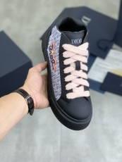 ディオール靴 DIOR 2025新作 スニーカー