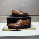 プラダ靴 PRADA 2025新作 モカシン