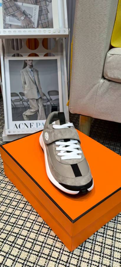 エルメス靴 HERMES 2025新作 スニーカー