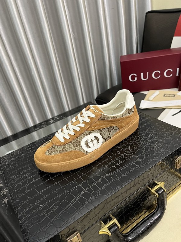 グッチ靴 GUCCI 2025新作 カジュアルシューズ
